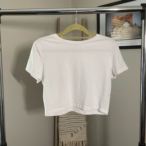 White short sleeve crop top